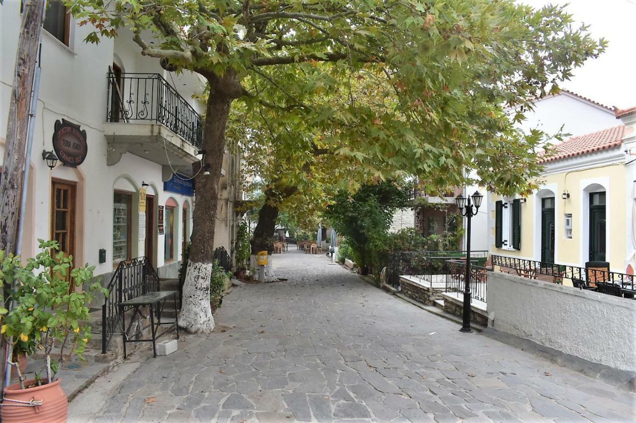 Christos Raches Traditional Houses Exterior photo